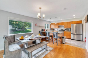 Newer, Spacious & Cozy - Pet and Family Friendly!